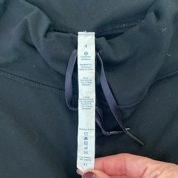 Lululemon Black Crop Wide Leg Pants Size 4 - Picture 7 of 9